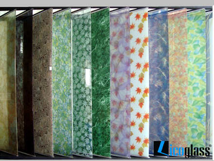  KÍNH MÀU ỐP BẾP 14