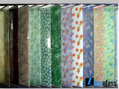 KÍNH MÀU ỐP BẾP 14